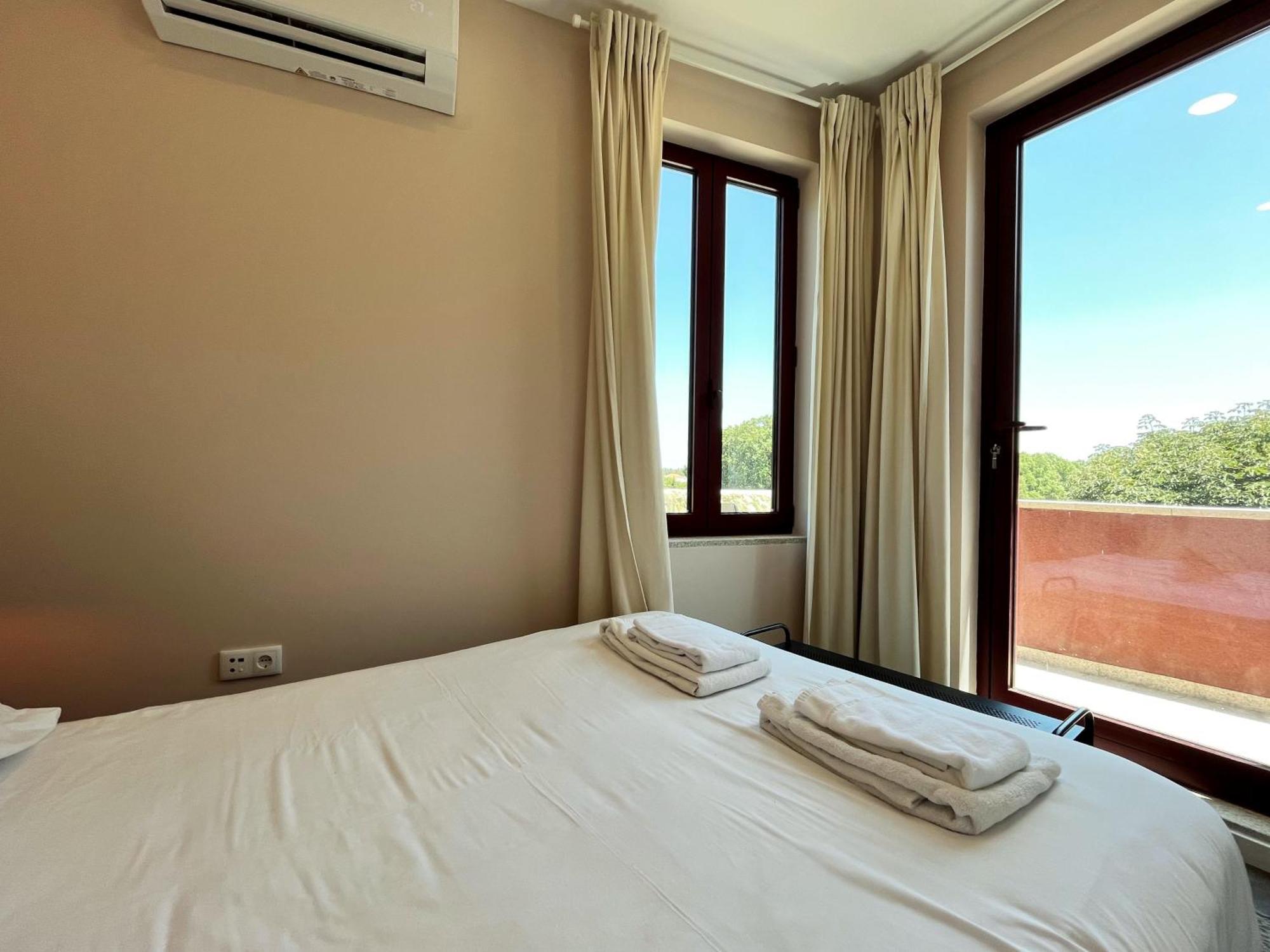 Nomad'S Fine Arts Collection Apartment Porto Exterior photo